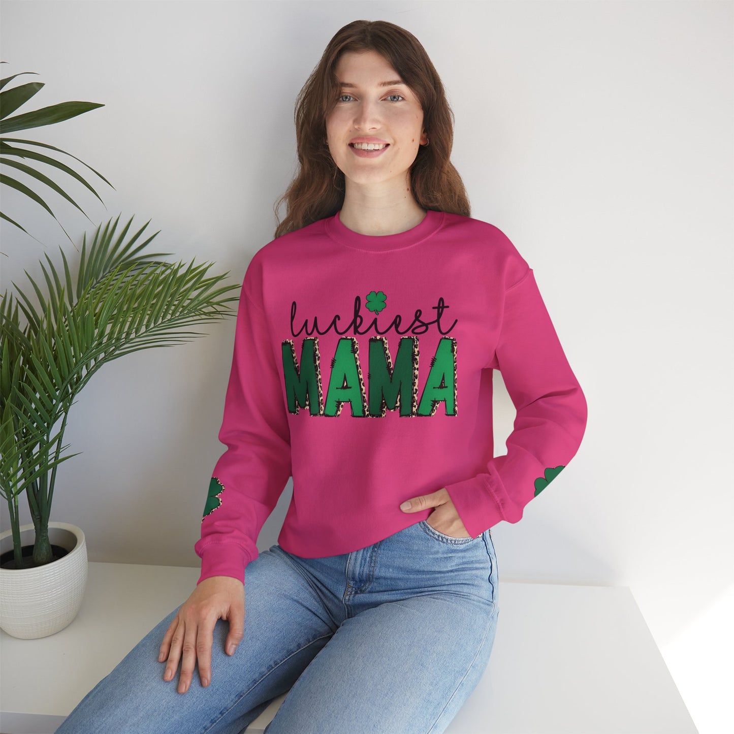 "Luckiest Mama" Heavy Blend Crewneck Sweatshirt